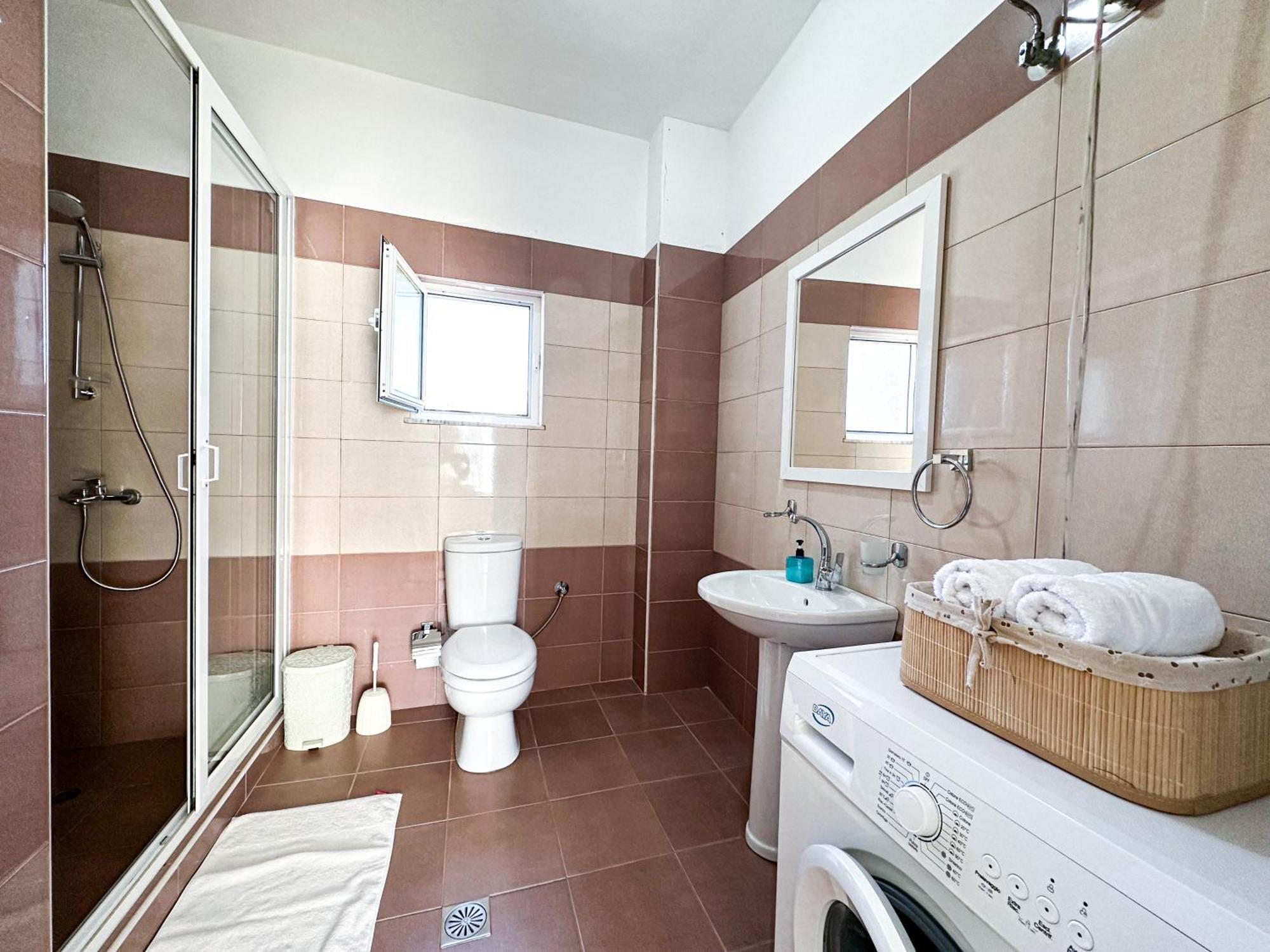 Parid Appartments Saranda Extérieur photo
